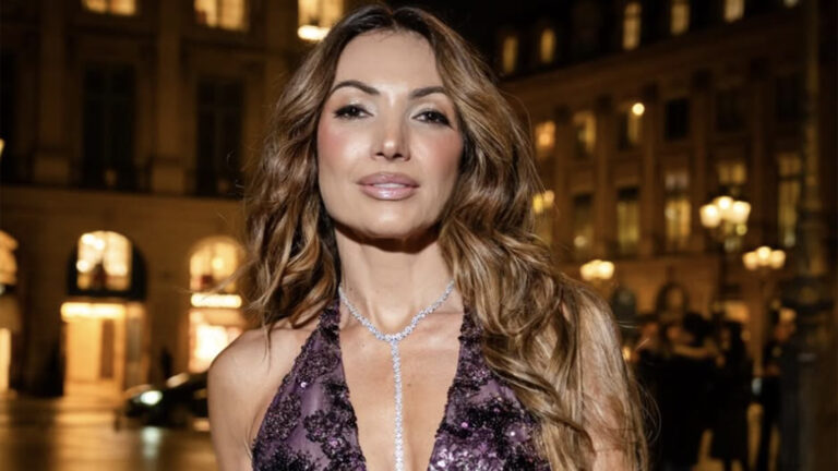 Patricia Poeta usa vestido luxuoso para evento em Paris. Saiba quanto custa