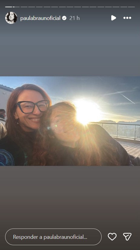 Paula Braun com a filha, Flora - Foto: Reprodução / Instagram @paulabraunoficial