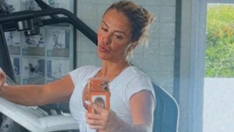 Poliana Rocha impressiona ao mostrar situação atual de sua barriga