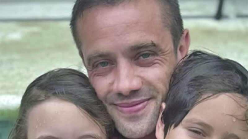 Rafael Cardoso celebra reencontro com os filhos depois de caso na justiça
