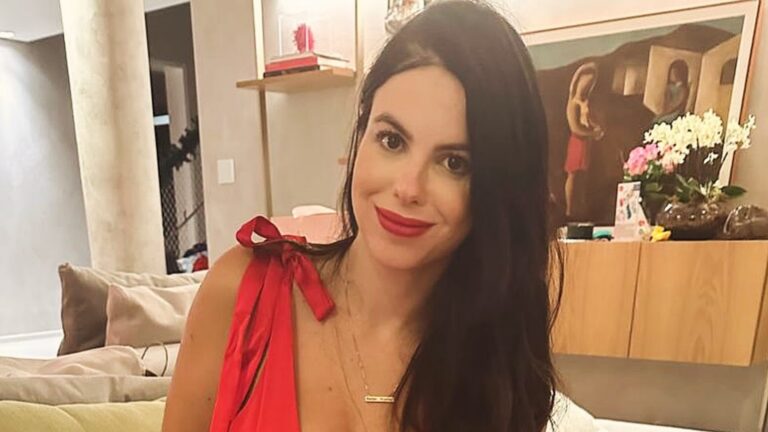 Grávida, Sthefany Brito chama atenção ao dar pista sobre o nome do terceiro filho