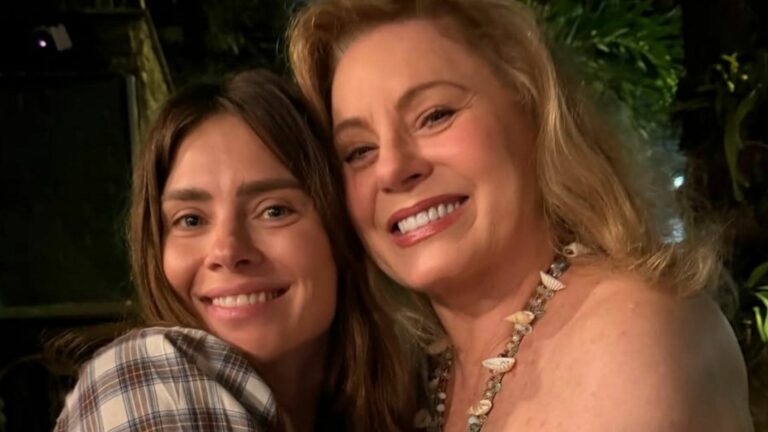 Vera Fischer fala como está relação com Carolina Dieckmmann após anos que viveram mãe e filha em novela
