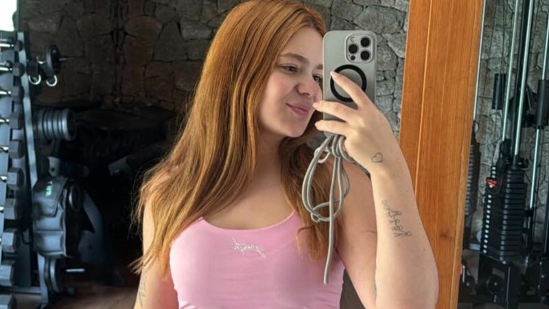 Viih Tube mostra a barriga - Foto: @viihtube
