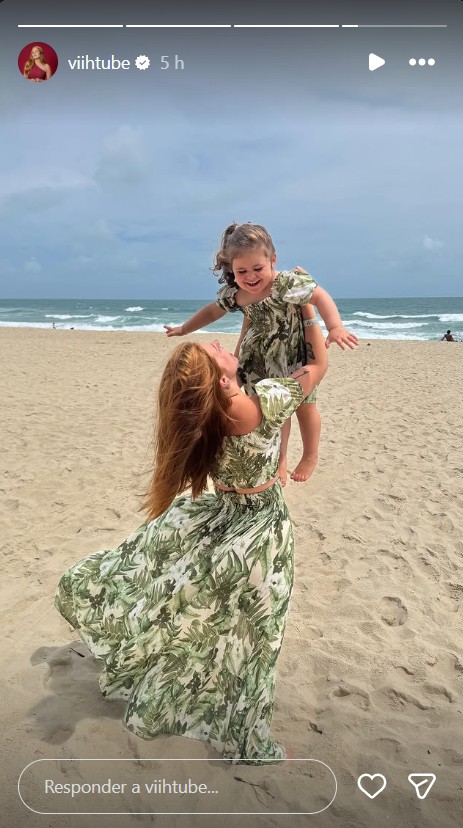 Viih Tube combina look com a filha, Lua - Foto: Reprodução / Instagram @viihtube 
