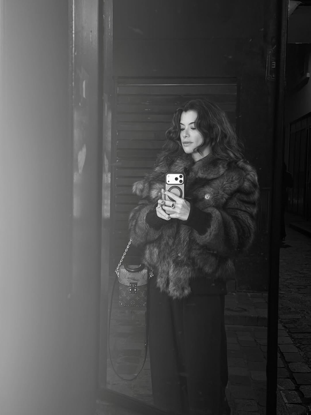 Alinne Moraes publica fotos de viagem com o filho — Foto: Reprodução/ Instagram