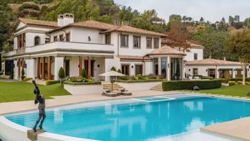 Aos 37 anos, cantora compra mansão de Sylvester Stallone por US$ 58 milhões
