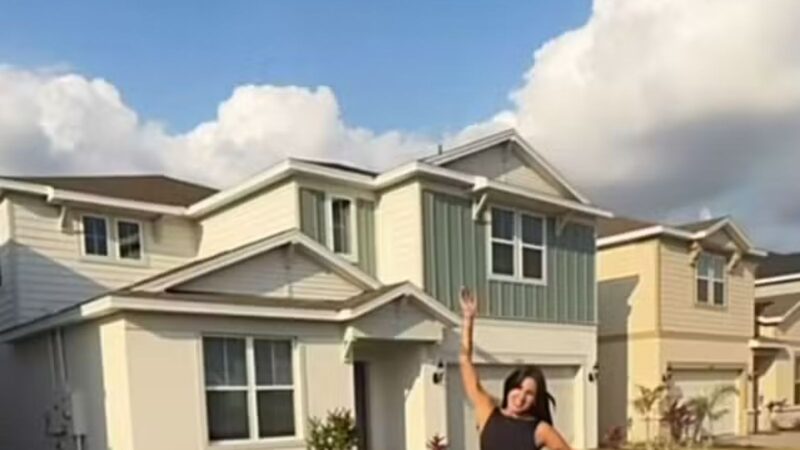 Aos 22 anos, cantora milionária compra mansão luxuosa de R$ 7 milhões em Orlando