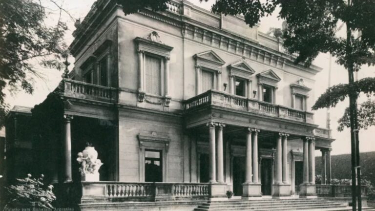 À venda por R$ 59 milhões, quadriplex de família carioca entrou para a história do Rio de Janeiro