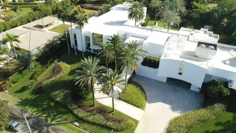 Aos 45 anos, apresentadora tentou vender mansão de R$ 40 milhões com suíte de 240 m² e closet blindado