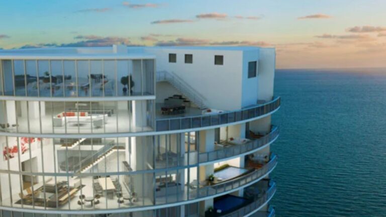 Aos 81 anos, com fortuna de R$ 9 bilhões, líder religioso ostenta apartamento em edifício futurista em Miami