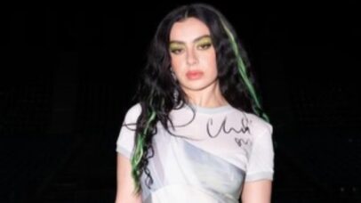 Charli XCX - Foto: Reprodução/Instagram @charli_xcx