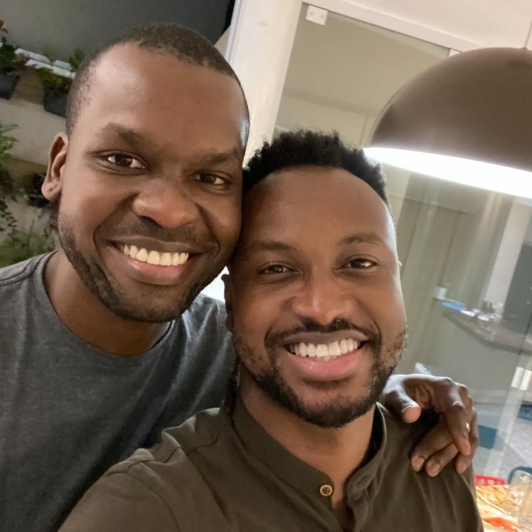 Thiaguinho homenageia primo em aniversário e fãs destacam semelhança entre os dois - Foto: Instagram