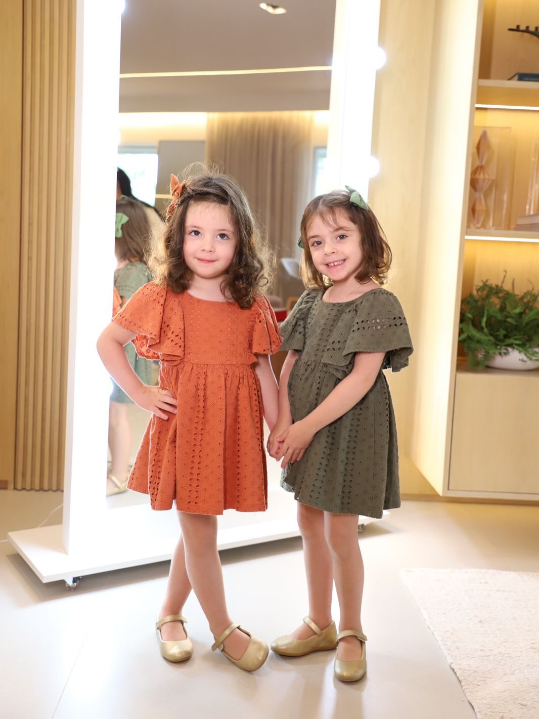 Fabiana Justus celebra aniversário das filhas, Sienna e Chiara - Foto: Reprodução / Instagram