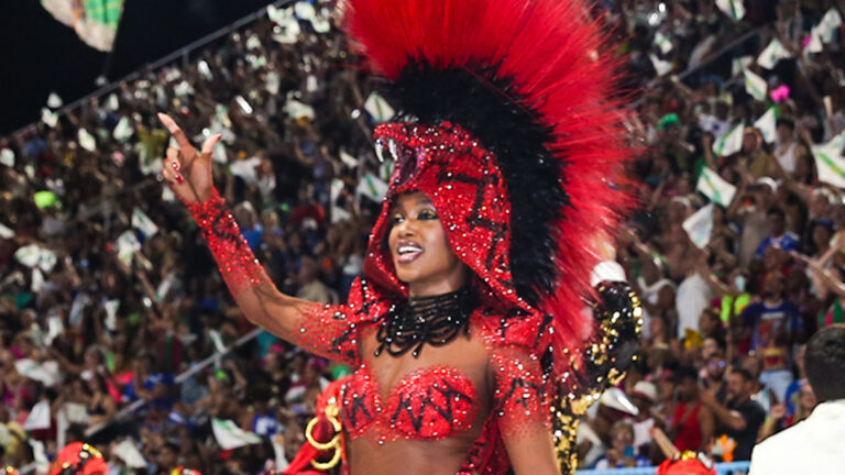 Iza concilia Carnaval e maternidade e especialista revela como evitar culpa materna: ‘É complexo’