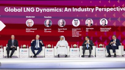Ministro de Energia do Qatar Saad Sherida Al-Kaabi entre lideranças globais durante a 21ª Conferência Internacional da LNG - Foto: Reprodução/Instagram