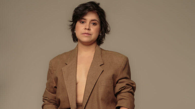 Aos 33 anos, Lorrana Mousinho celebra sucesso em Três Graças e diz não se deslumbrar com a fama: “Sei que é ilusão”