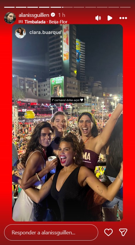Alanis Guillen curte Carnaval em Salvador com namorada e amigas - Foto: Reprodução/Instagram @alanissguillen