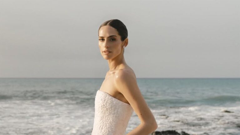 Herdeira de bilionário da Dell Technologies se casa com vestido que lembra cauda de sereia