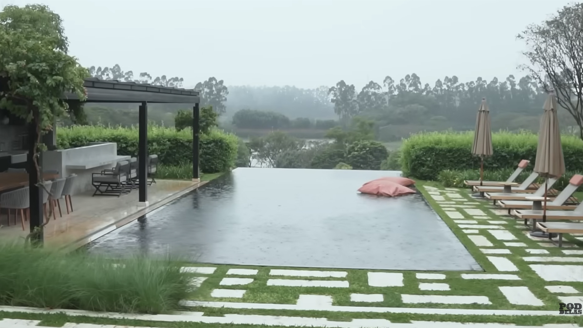 Casa de campo de Karla Felmanas - Foto: Reprodução / YouTube PodDelas