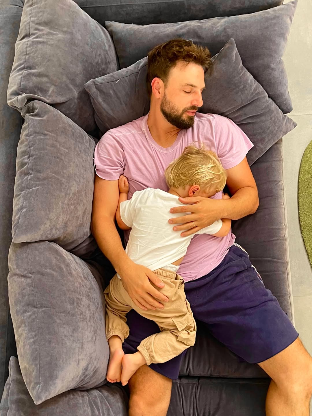 Cássio Reis com o filho caçula, Romeo - Foto: Reprodução / Instagram @cassioreis 