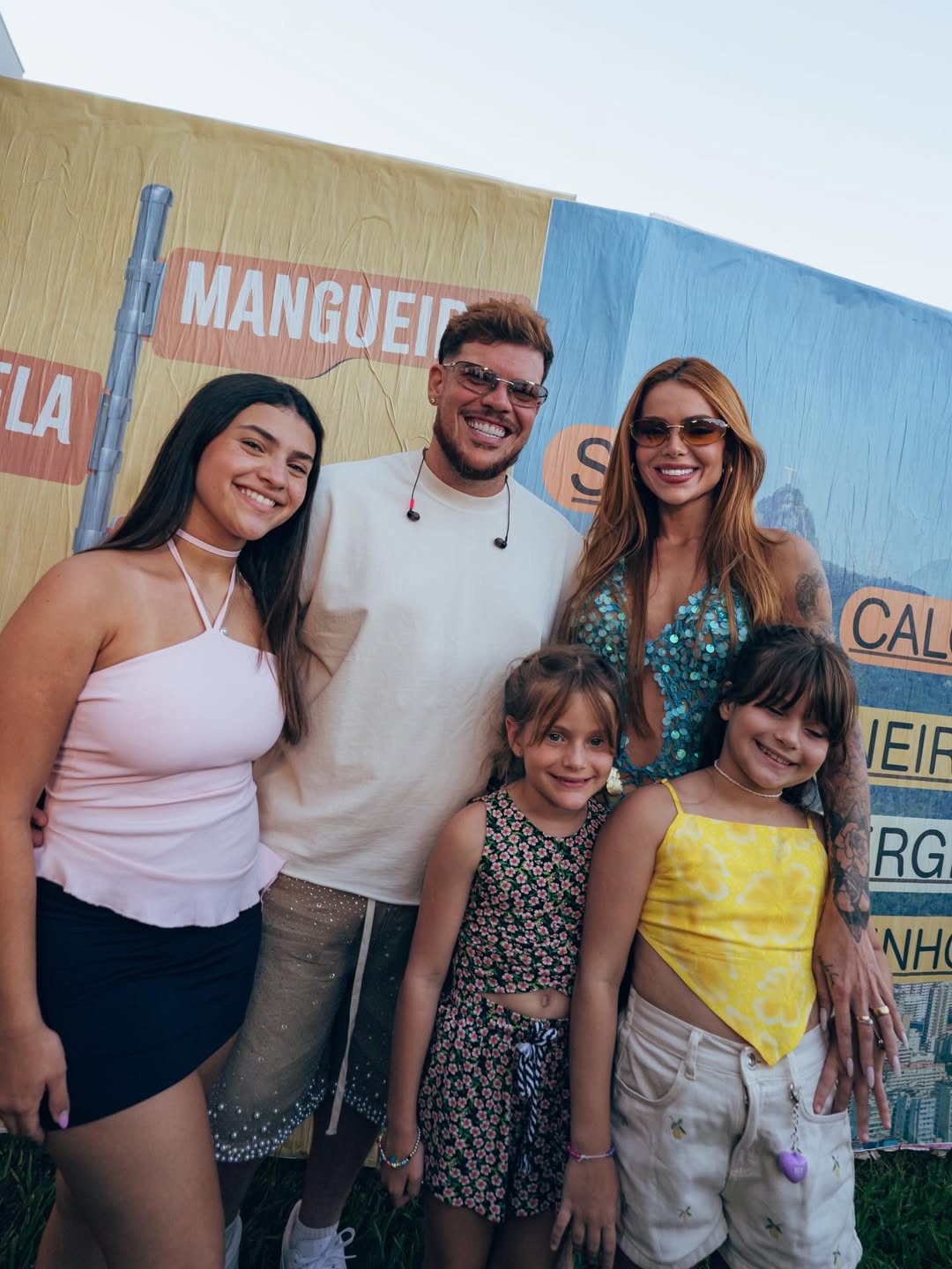 Ferrugem e Thais Vasconcellos com as filhas - Foto: Reprodução / Instagram @thaisrvv @southaismarques