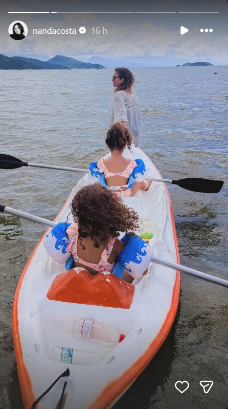 Kim e Tiê, filhas de Nanda Costa e Lan Lanh - Foto: Reprodução/Instagram @nandacosta