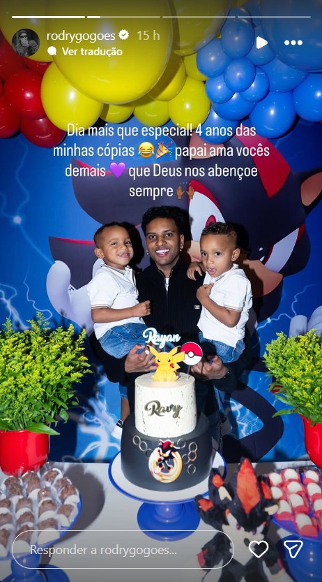 Rodrygo Goes com os filhos gêmeos - Foto: Reprodução/Instagram @rodrygogoes