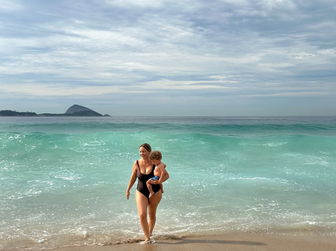Leandra Leal com o filho caçula, Damião - Foto: Reprodução / Instagram @guiburgos
