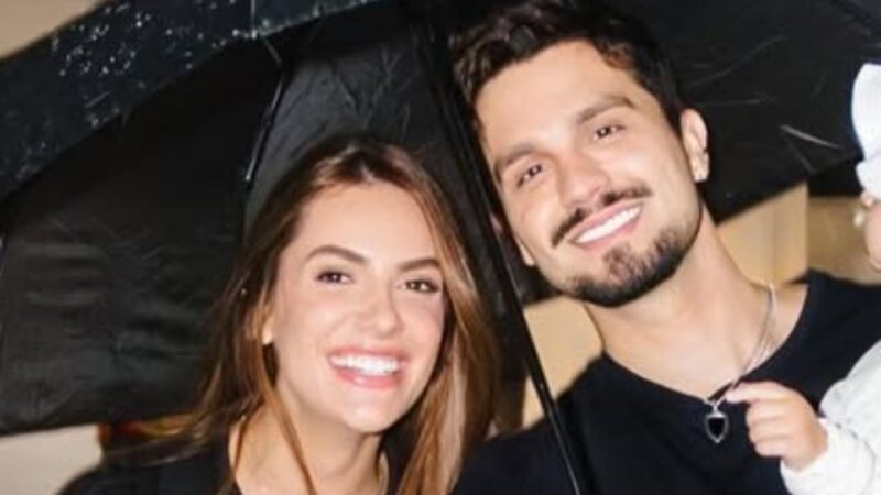 Luan Santana encanta ao postar novas fotos em família durante viagem: ‘Que lindos’