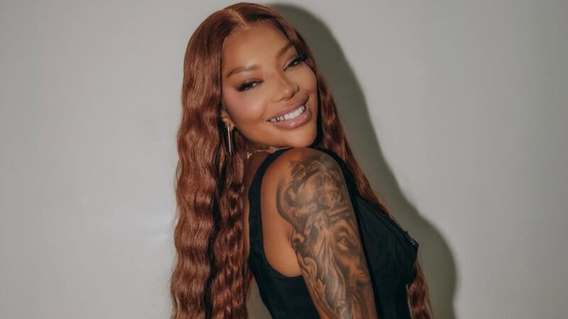 Ludmilla exibe foto inédita com a filha e a esposa: ‘Família mais linda’