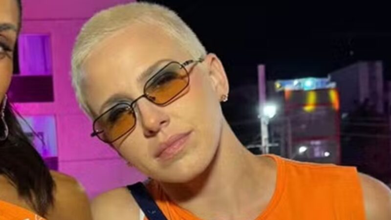 Aos 34 anos, Marcella Rica exibe foto inédita com a namorada, ex de ator