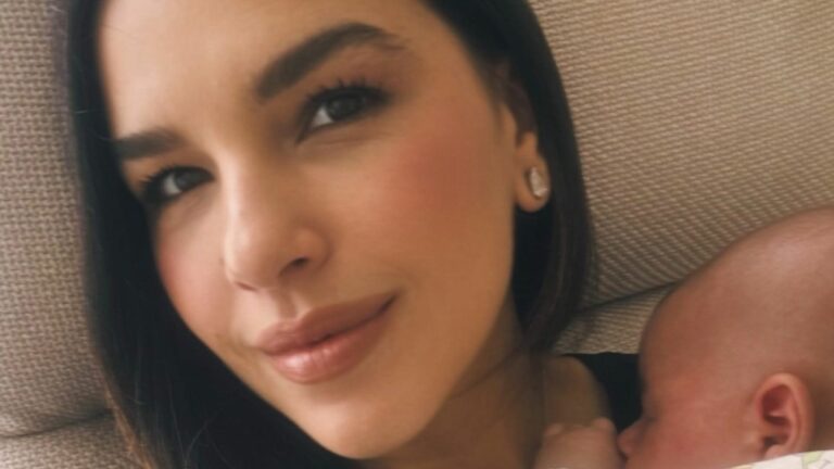 Mariana Rios mostra o filho de perfil e revela parte do rosto do herdeiro
