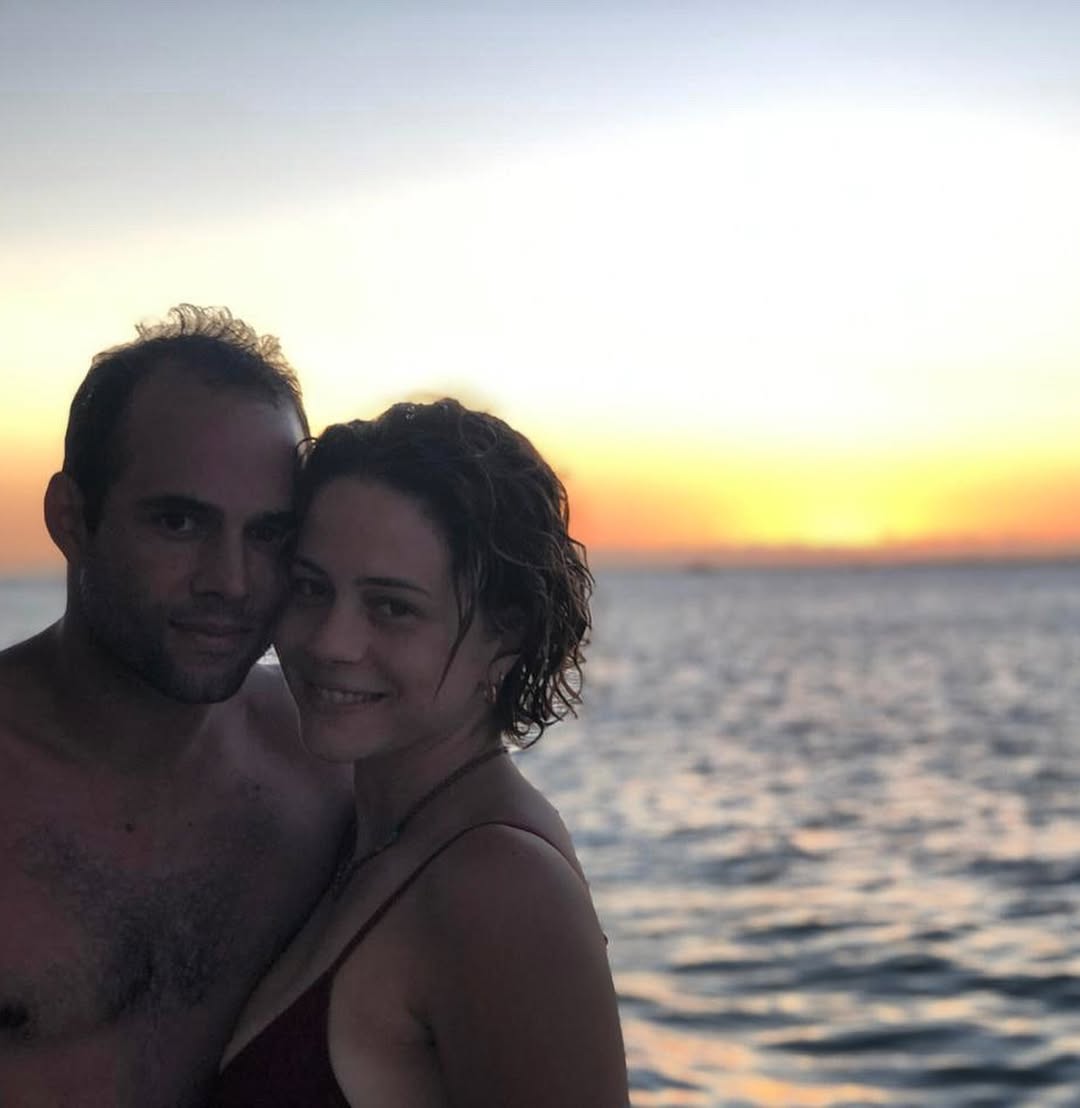 Leandra Leal com o marido, Guilherme Burgos - Foto: Reprodução / Instagram @leandraleal 