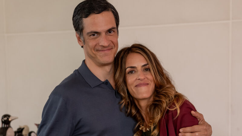 Mateus Solano e Luciana Paes vivem um ex-casal na série ‘Juntas & Separadas’