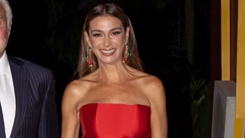 Mônica Martelli celebra aniversário de namoro — Foto: Reprodução/ Instagram