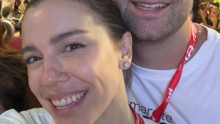 Namorado de Alice Wegmann faz rara aparição em novas fotos com a atriz