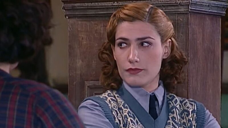 Bárbara (Virginia Cavendish) em O Cravo e a Rosa - Foto: Globo