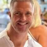 Irmão de Michael Schumacher exibe as primeiras fotos de seu casamento com empresário