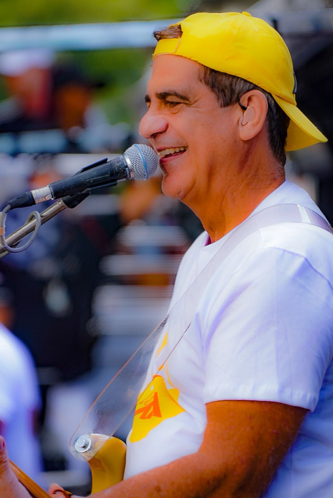 Durval Lelys arrasta multidão em Salvador - Foto: Divulgação