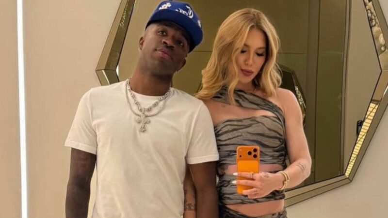 Vini Jr. faz declaração pública de amor para Virginia Fonseca no Valentine’s Day