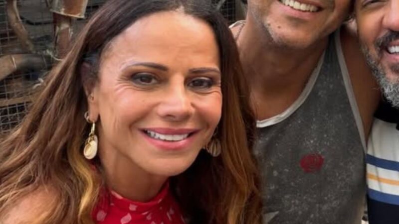 Viviane Araújo e Belo surgem juntos em foto nos bastidores de novela: ‘Quem diria’