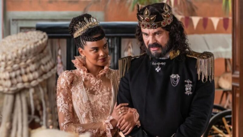 Casado com o autor João Emanuel Carneiro, Carmo Dalla Vecchia retorna à TV aos 55 anos
