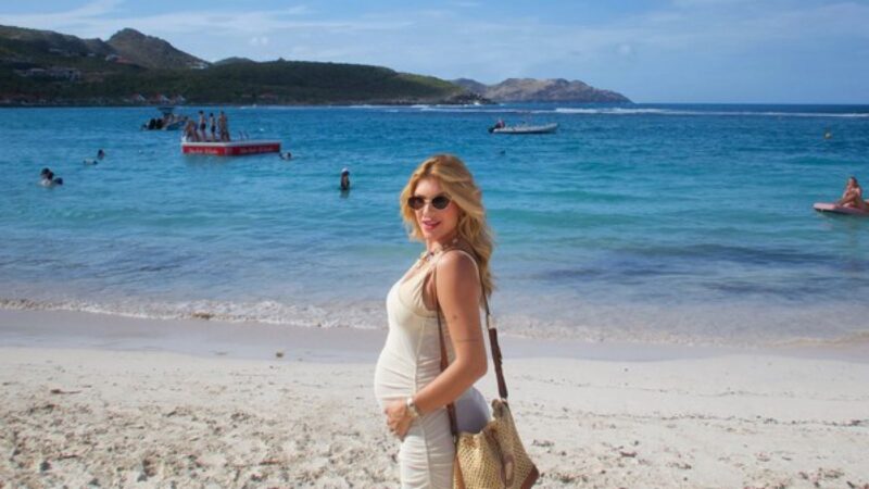 Lore Improta e Léo Santana curtem ferias em St. Barths — Foto: Reprodução/Instagram