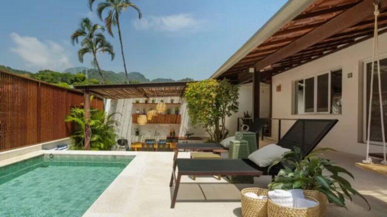 Aos 30 anos, atriz da Globo possui mansão de luxo inspirada em hotel baiano no Rio