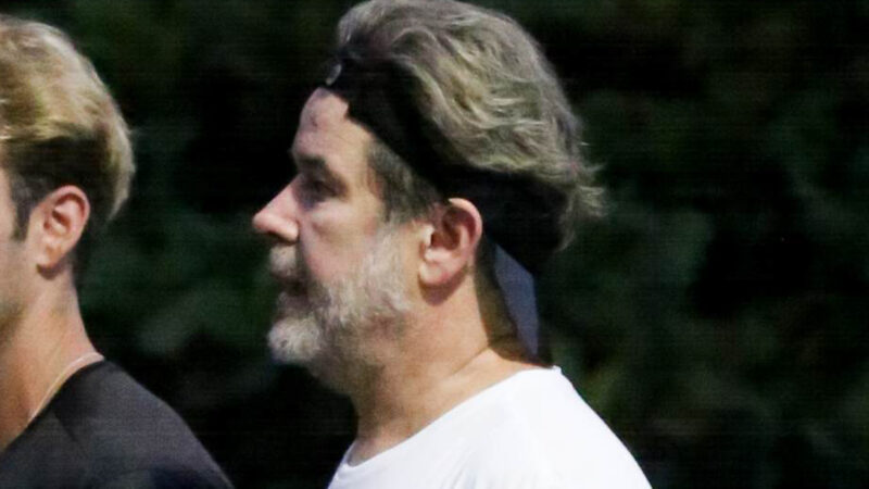 Aos 54 anos, Murilo Benício curte passeio com o filho caçula no Rio de Janeiro