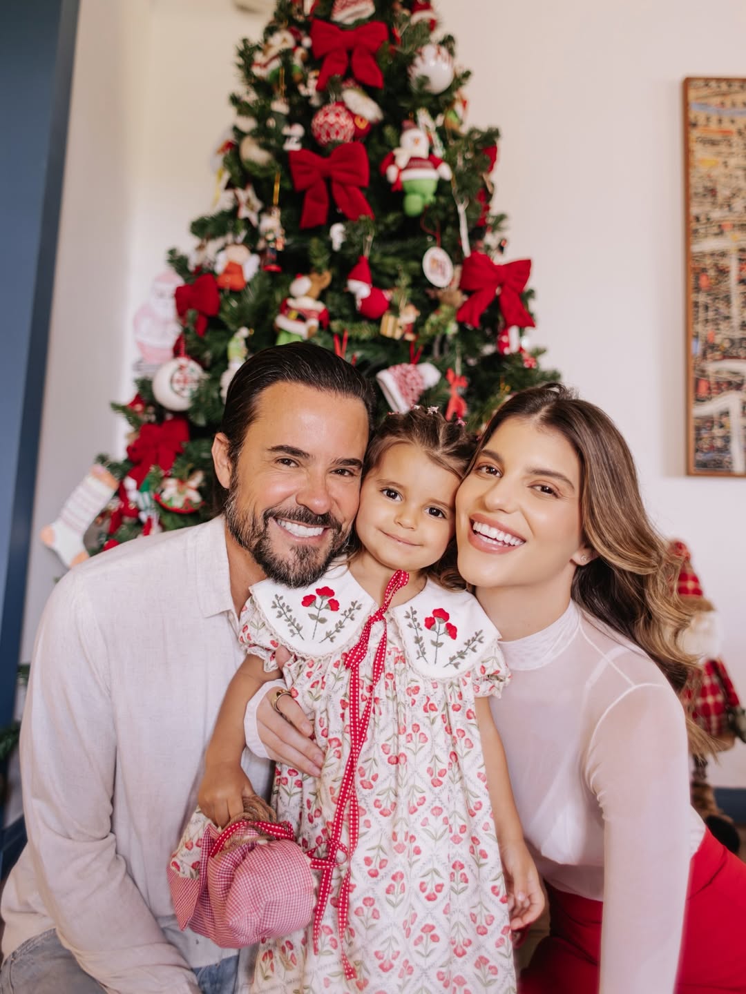 Paulo Vilhena e Maria Luiza com a filha - Foto: Reprodução/Instagram