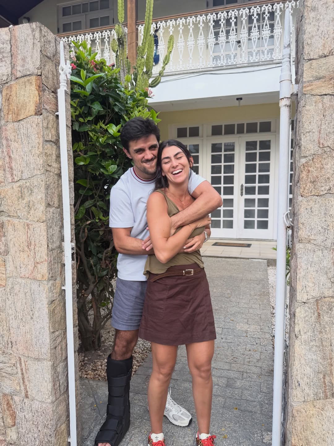 Família de Mariana Uhlmann e Felipe Simas - Foto: Instagram