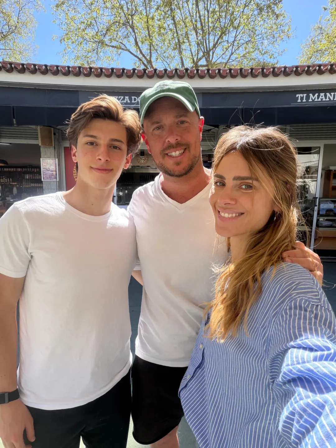 Carolina Dieckmmann com a família - Foto: Reprodução / Instagram
