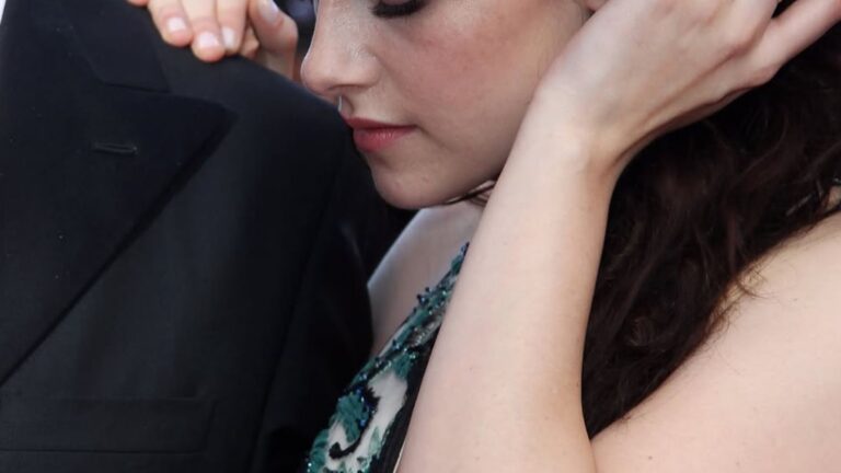 Aos 35 anos, atriz renomada de Hollywood se casa com atriz em cerimônia intimista