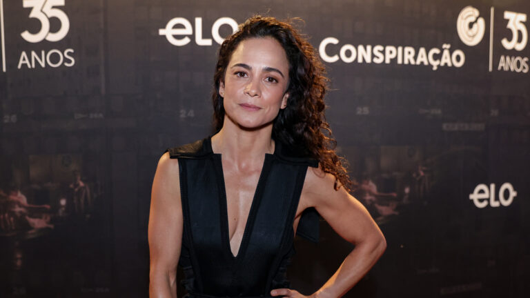 Aos 42 anos, atriz explica por que nunca fez novelas: ‘Tenho muita admiração’